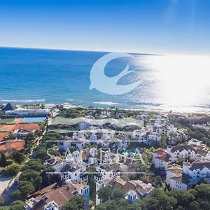 1015 - Jardines Golondrinas - Three Bedrooms Apartment Lake View Marbella